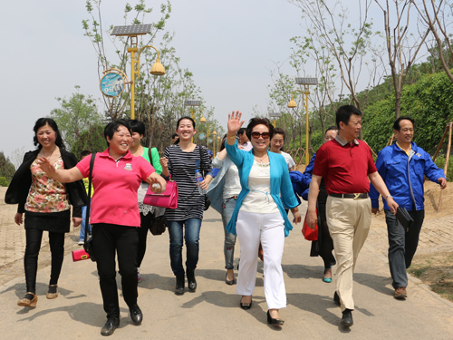 �T���L��